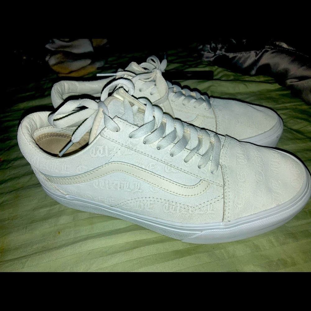 Off white cute vans
